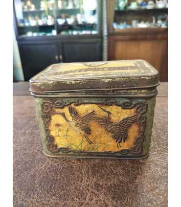 Банка жестяная