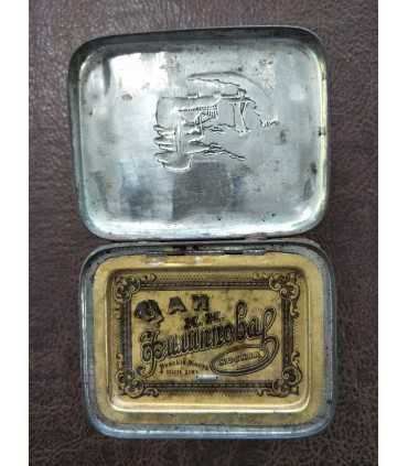 Банка жестяная