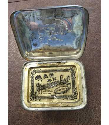 Банка жестяная