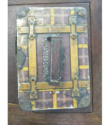 Коробка жестяная