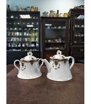 Сахарница и чайник