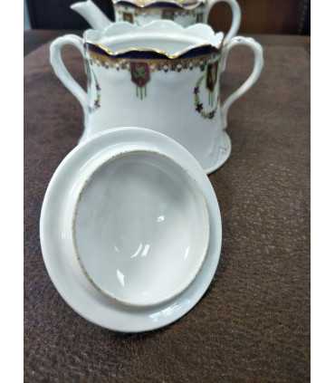 Сахарница и чайник