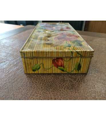 Банка жестяная