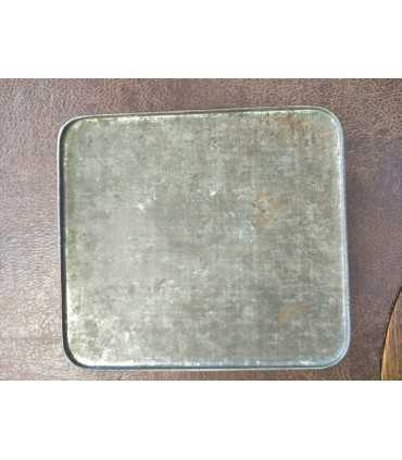 Коробка жестяная