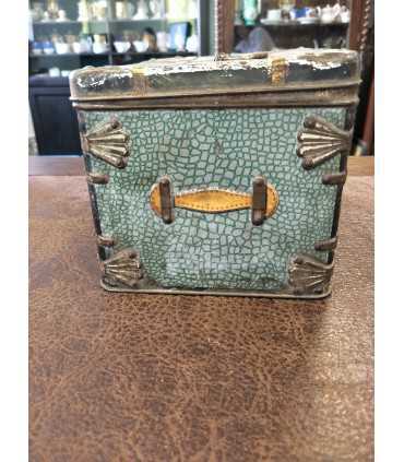 Коробка жестяная