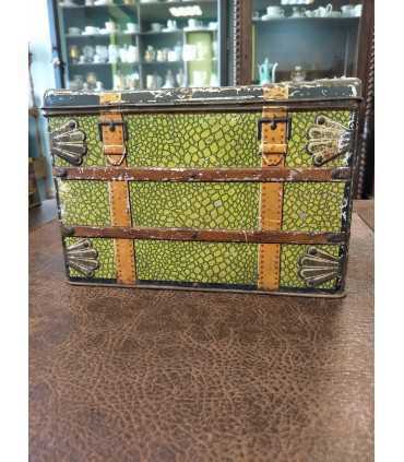 Коробка жестяная