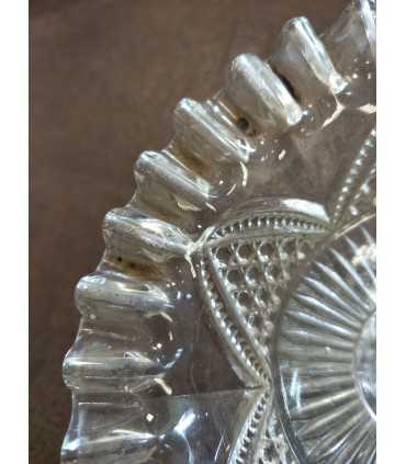 Конфетница на ножке