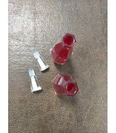 Два парфюмерных флакона