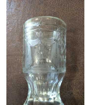 Бокал с масонскими символами