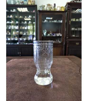 Бокал с масонскими символами