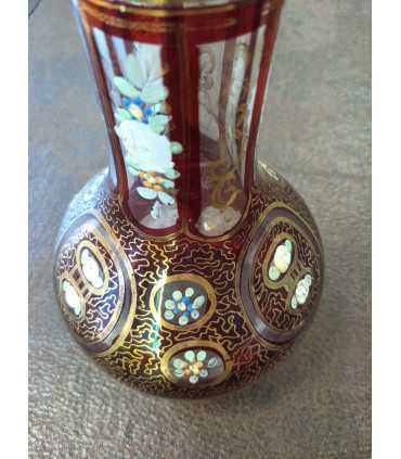 Ваза рубинового стекла с позолотой