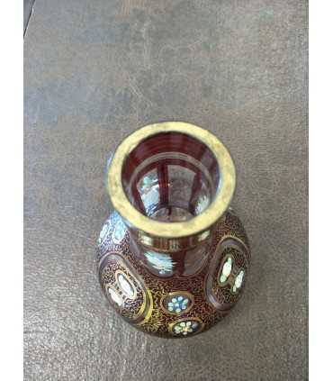 Ваза рубинового стекла с позолотой