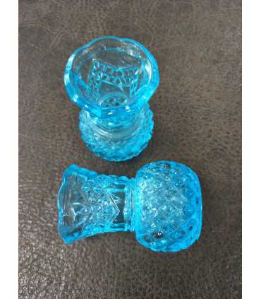 Вазочка купоросного стекла