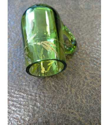 Графин и пять чашечек