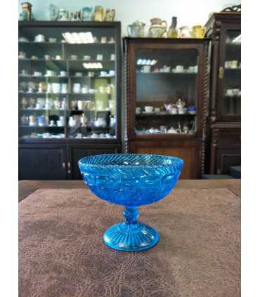 Конфетница на ножке