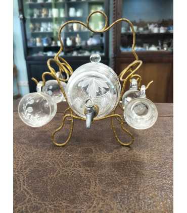 Бочонок с чашечками прозрачного стекла с эмалевой росписью