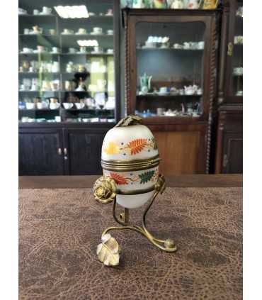 Туалетный прибор для флакона