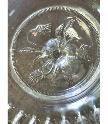 Конфетница на ножке