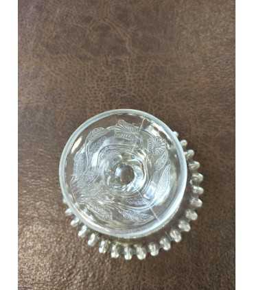 Конфетница на ножке