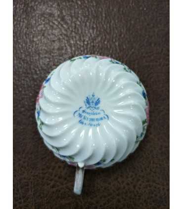 Две чайные пары