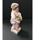 Статуэтка "Девушка с горшком цветов"