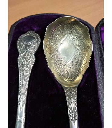 Ложки сервировочные, пара