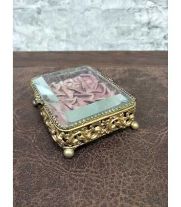 Шкатулка для украшений