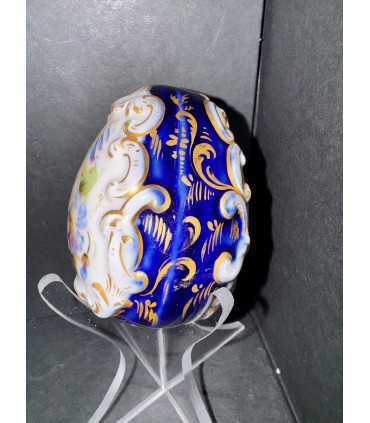 Яйцо пасхальное с цветочным орнаментом