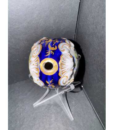 Яйцо пасхальное с цветочным орнаментом