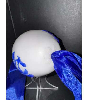 Яйцо пасхальное с украшением в виде вьюнка