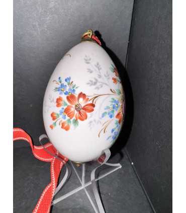 Яйцо пасхальное с цветочной росписью