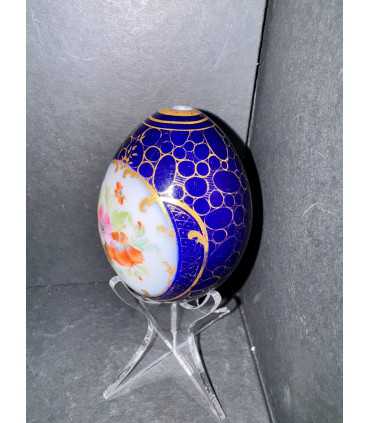 Яйцо пасхальное с цветочной росписью