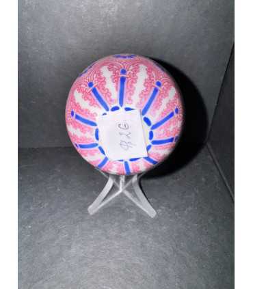 Яйцо пасхальное с орнаментальными мотивами