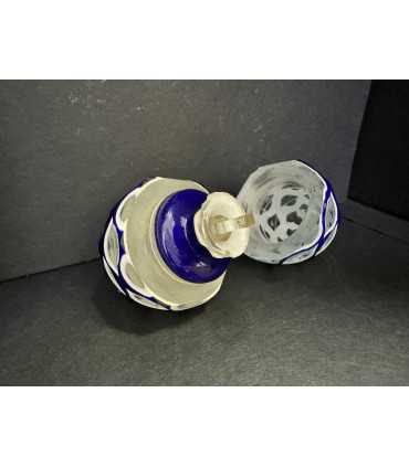 Яйцо-флакон пасхальное двустворчатое