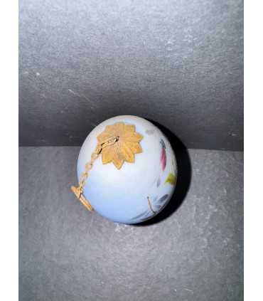 Яйцо пасхальное с цветочной росписью