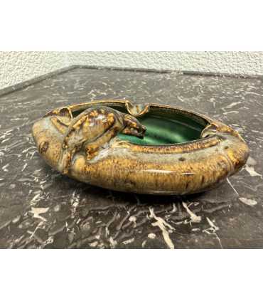 Пепельница