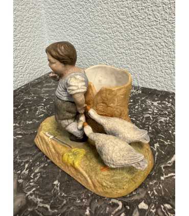 Спичечница «Мальчик с гусями»