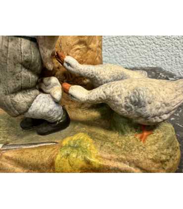 Спичечница «Мальчик с гусями»