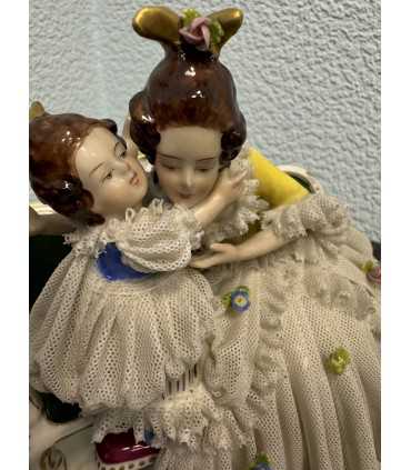 Фроляйн с дочкой