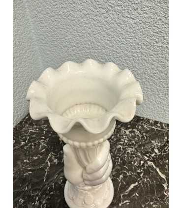 Ваза-фигурка