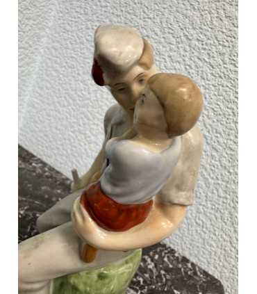 Статуэтка "Испанский солдат с ребенком"