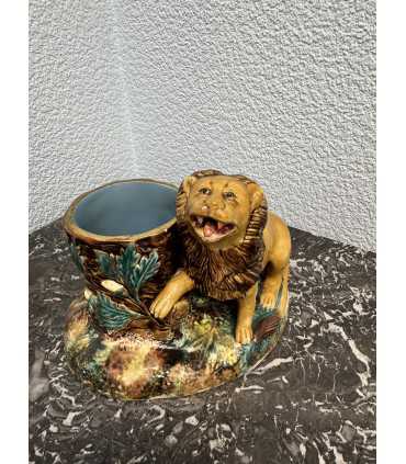 Карандашница "Лев"