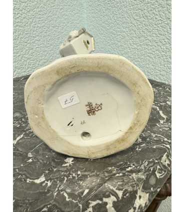 Статуэтка "Мальчик со скворечником"