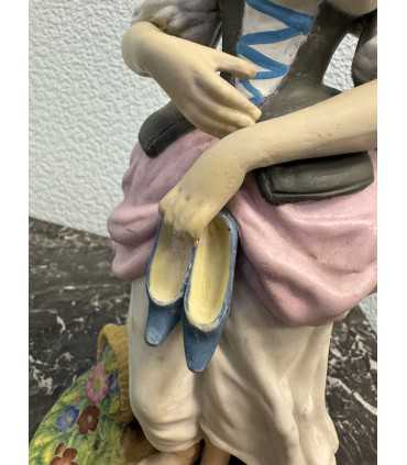 Статуэтка "Дама"