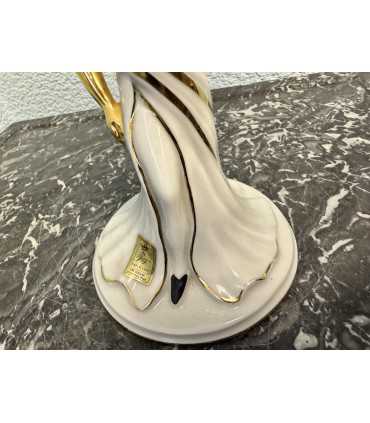 Статуэтка "Дама в шляпе"