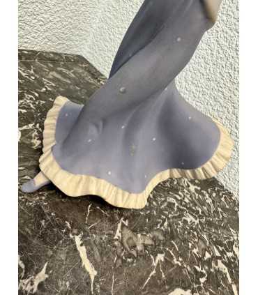 Статуэтка "Дама в шляпе"