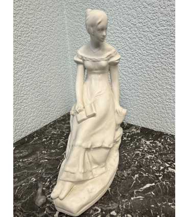 Статуэтка "Татьяна Ларина"