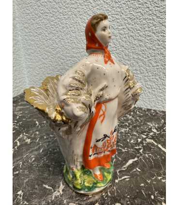 Статуэтка «Колхозница»