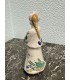 Статуэтка "Девушка с голубем"