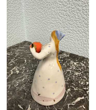 Статуэтка "Девочка с чайником"